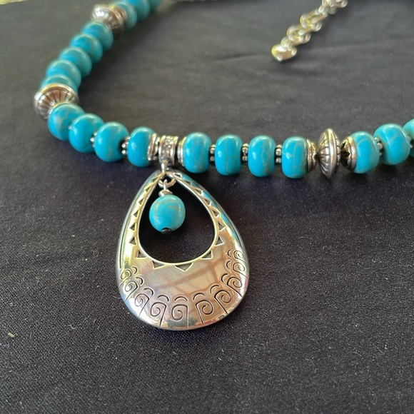 Brighton Santa Fe Southwestern Beaded Turquoise Silver Tone, pendant necklace. - Picture 2 of 4